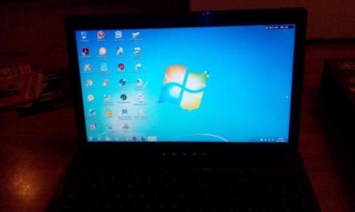 Lenovo z580, i7,8 gb ram, 750 gb harddisk, 2 gb videokaart