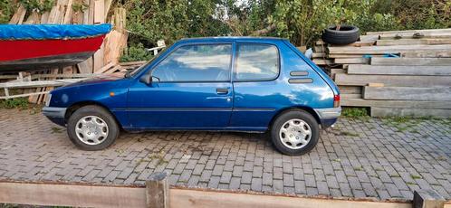 LET OP 2 X Peugeot 205 1.4 Generation 1998 Rood Blauw