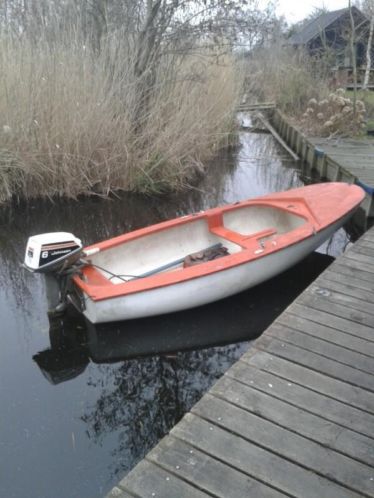 Leuk bootje ...voor een leuk prijsje .ligt in aalsmeer