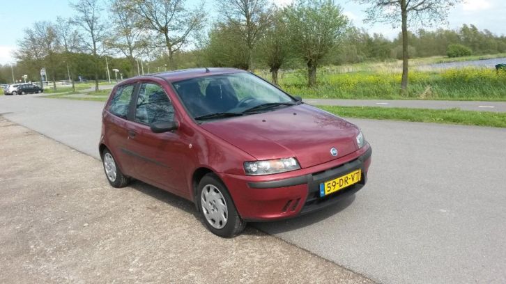 Leuke Fiat Punto 1.2 ELX city stuurbekrachtiging