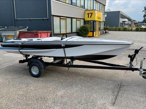 Leuke gerenoveerde speedboot met 9.9PK 4 takt  trailer