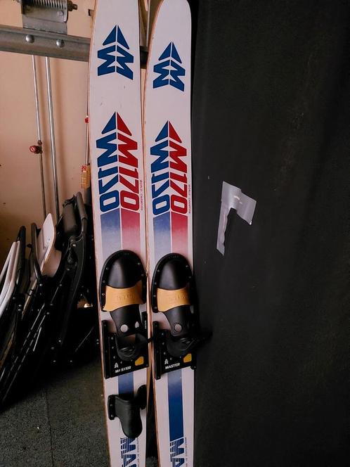 Leuke set waterski    zowel als mono of als duo skie te gebr