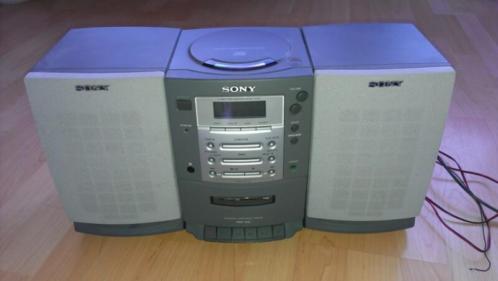 Leuke Sony cd, radio, casette speler