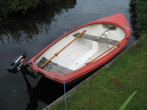 Leukothea ,jol ,roeiboot, zeilvlet ,met 2,2 pk motor