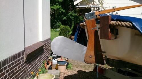 Leukothea zeil  roei visboot