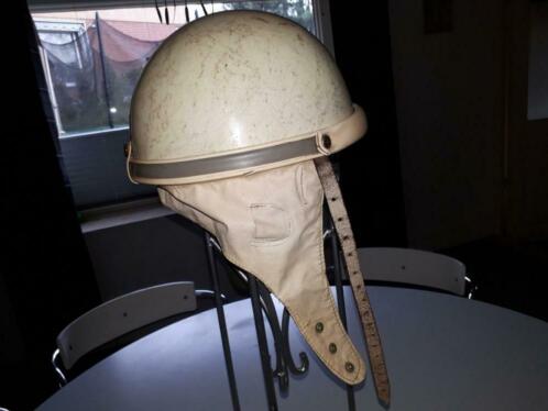 LEVIOR oude pothelm brommerhelm motorhelm jaren 60 vintage 