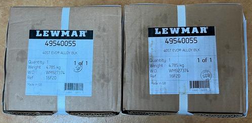 Lewmar Evo 40 ST BK (aluminium zwart) 2 stuks als set.