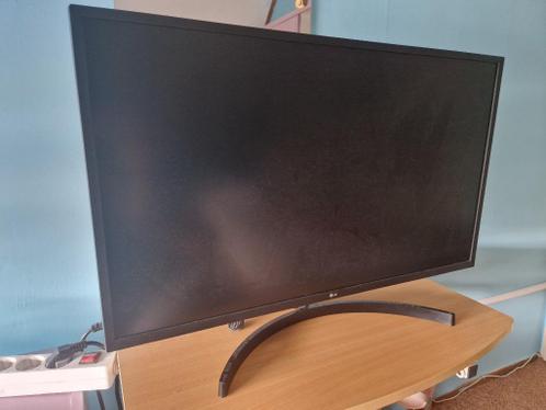 LG 32inch 4k monitor (32UK550)