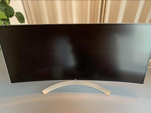 LG 38UC99 - 38 inch- Curved Ultrawide Monitor
