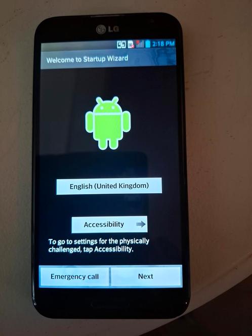 LG- E986 smartphone