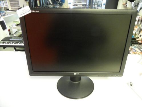 LG Flatron W1934S 19 inch Used Products Veenendaal