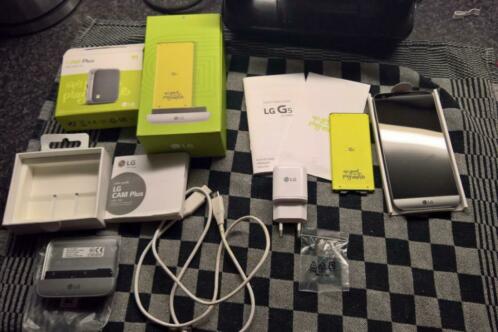 LG G5 Titanium 32GB 4GB RAM  Extras