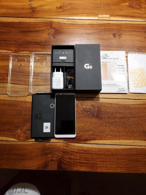 LG G6 White ZGAN