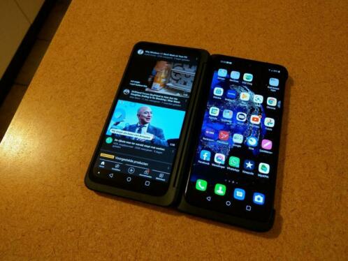 LG G8X dual screen