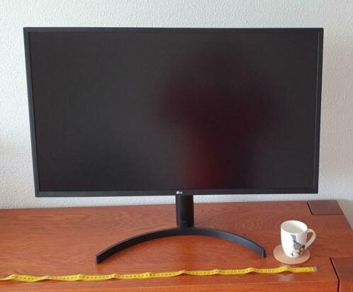 LG gaming monitor 32 inch 3840x2160 UHD