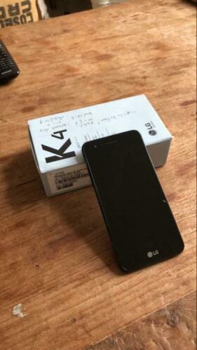 LG K4 2017 Mobiele telefoon zwart