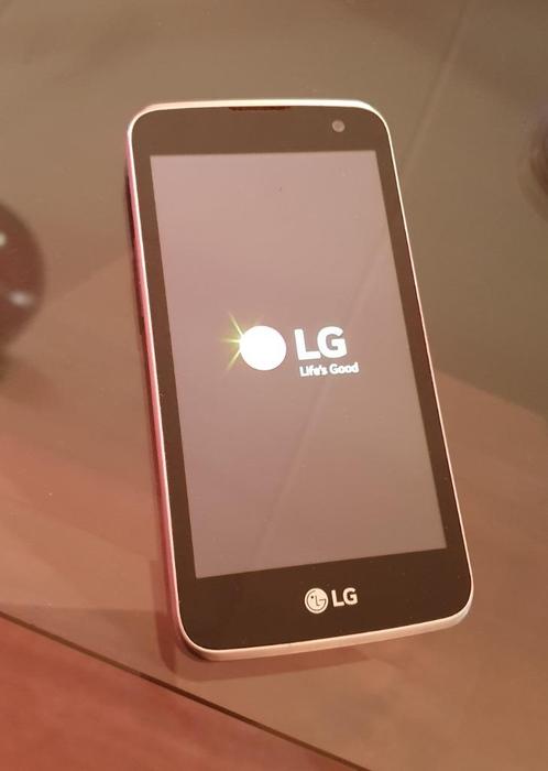LG k4 lite smartphone zgan