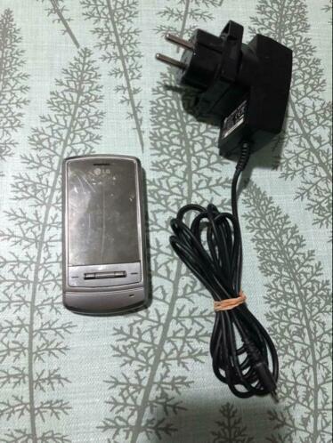 LG KE917 schuifmodel