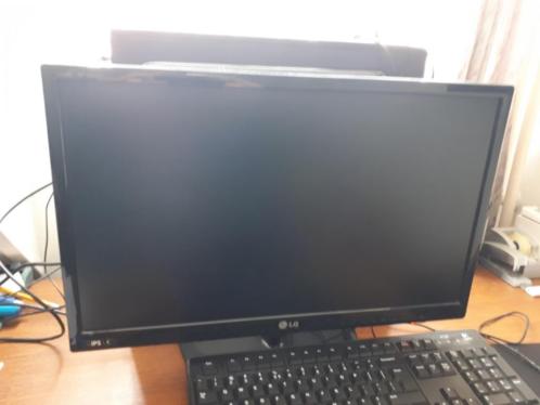 LG m2352D monitor