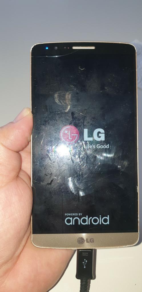 Lg mobiele telefoon de telefoon werkt goed