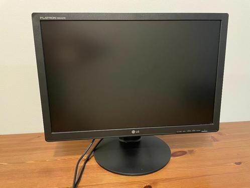 LG Monitor 22 inches