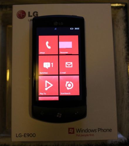 LG Optimus L 7.5  E900 met en een defect