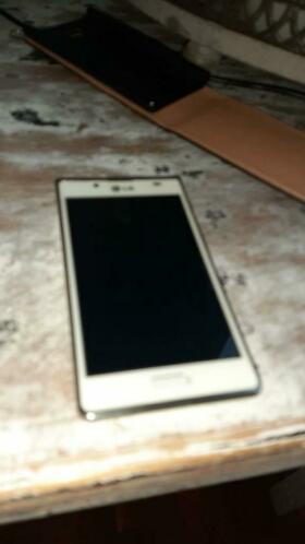 LG Optimus White