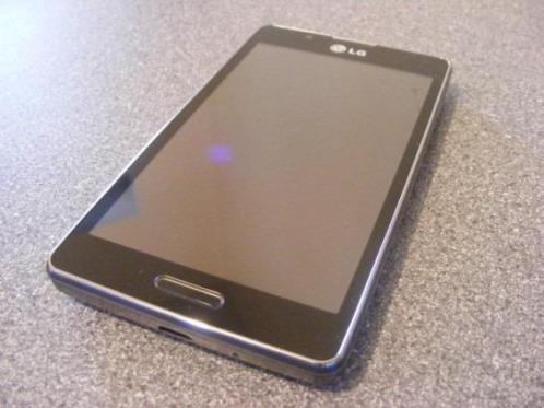 LG P-710 LG L711 Zwart titan met gratis hoesje