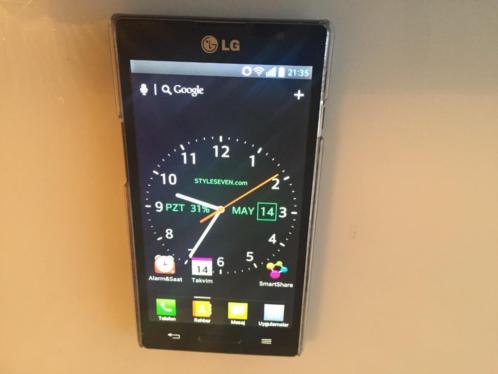 LG - P760 met lader simlock vrij extra 32 gb sd card