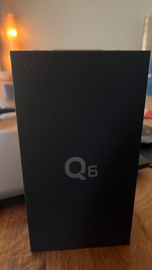 LG Q6 Mobiele telefoon