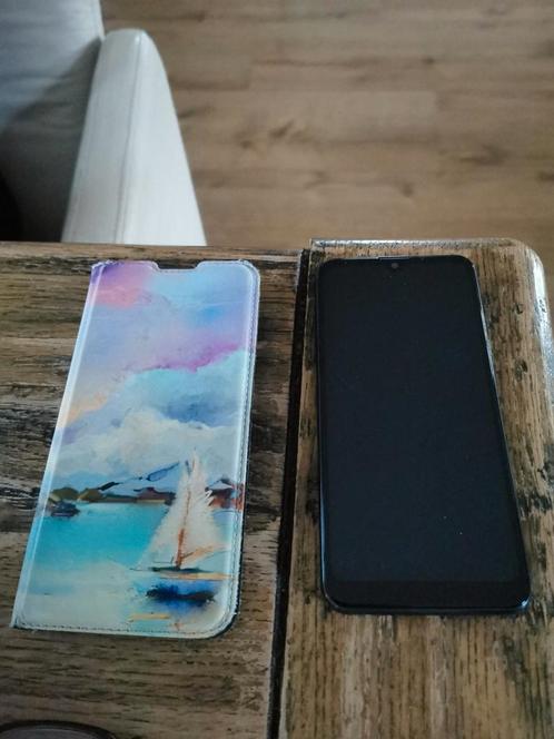 LG Q60 duo-sim 64GB als nieuw  hoesje (android 10)