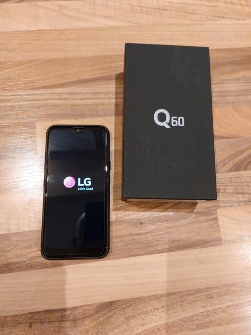 LG Q60 smartphone met glas, cover en fabrieksgarantie