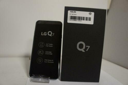 LG Q7 met doos in nette staat 32GB Blue edition