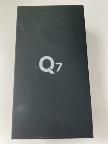 LG Q7 zwart nieuw niet gebruikt. Normaal prijs is 220- 230