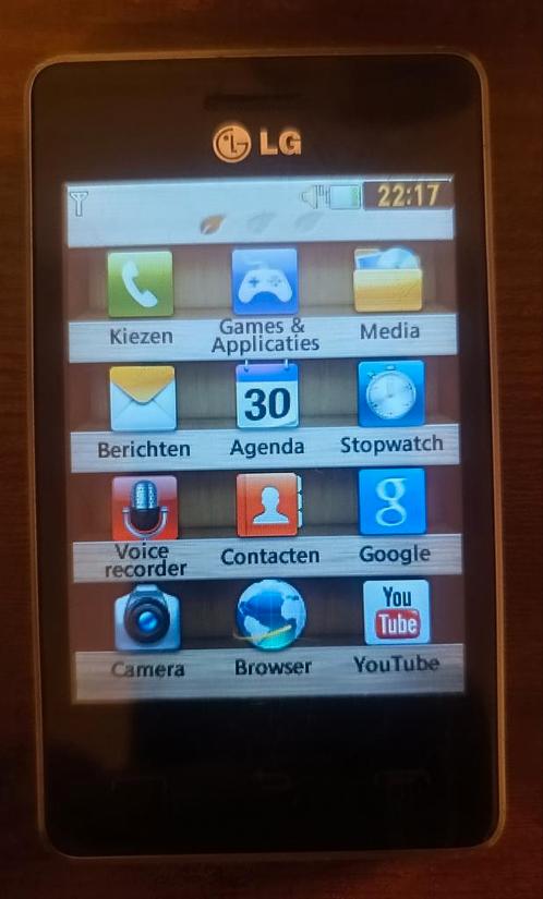 LG T385 met Android 1.1