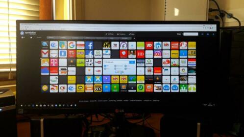 LG Ultra-Wide 25 inch monitor in goede staat. 