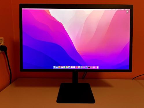 LG UltraFine 5K 27 inch USB-C monitor