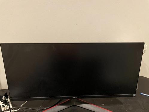LG UltraWide Monitor - 29WP60G