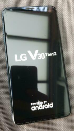 LG V30 Thinq smartphone