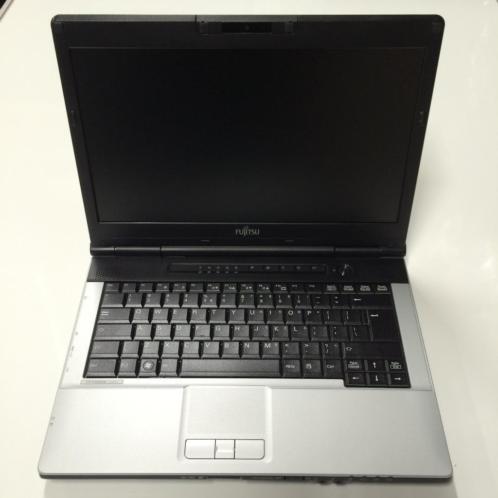 Lifebook S751, Intel Core B810, 4GB, 160GB, 1 jaar garantie