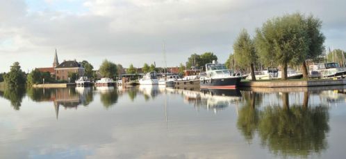 Ligplaats Jachthaven De Rakken Woudsend Friesland