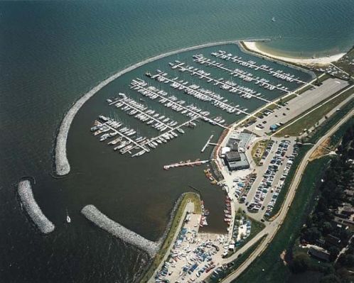 Ligplaats te koop Regattahaven Medemblik aan het IJsselmeer