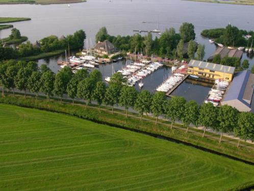 Ligplaatsen te huur in Langweer (Friesland)