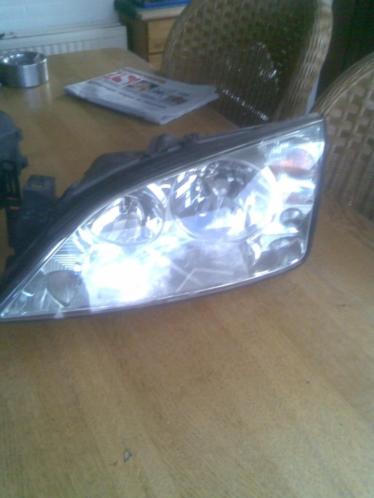 linker koplamp ford mondeo 2000 totmooi helder 