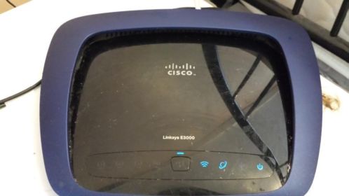 Linksys E3000 Dual Band Router USB