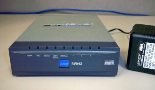 Linksys RV042 4 port Dual WAN, VPN router