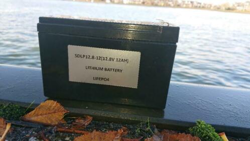 Lithium ion  lifep04 voerboot accu039s incl lader
