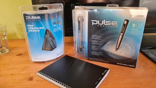 Livescribe Pulse Smartpen  Charging cradle  Notebook