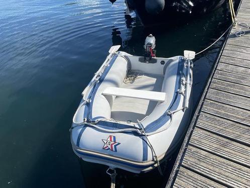 Lodestar 260 bijboot met motor