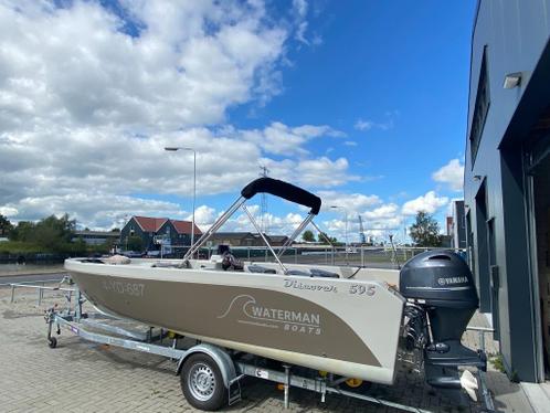 Lounge  sportboot WATERMAN Discover 595